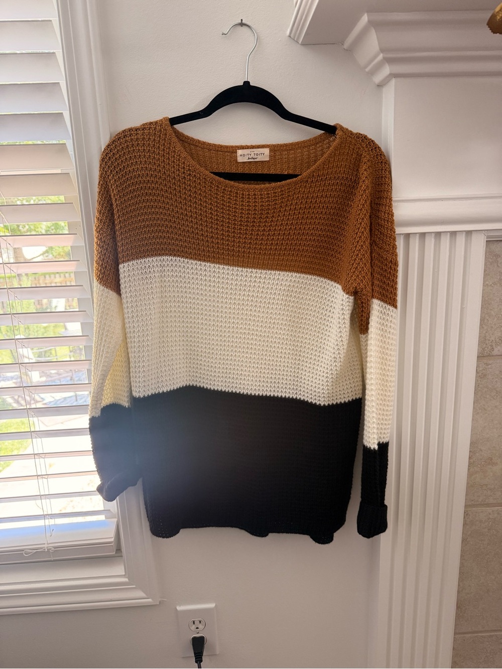 Cozy Colorblock Knit Sweater - Brown/White/Black